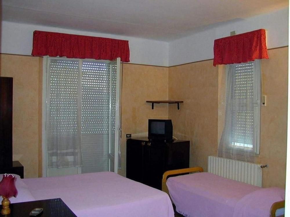 Hotel Residence Maria Grazia Rimini Exteriér fotografie