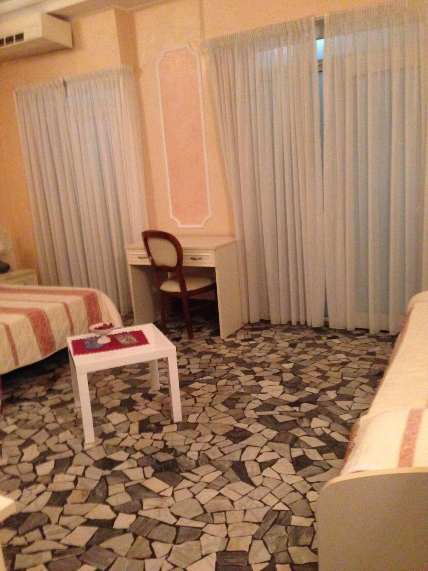 Hotel Residence Maria Grazia Rimini Pokoj fotografie